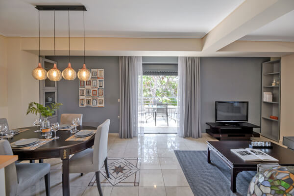 lagonissi residence