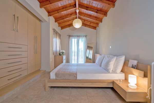 lagonissi residence